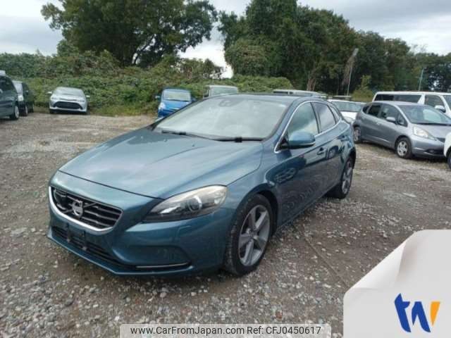 volvo v40 2014 -VOLVO--Volvo V40 MB4164T--YV1MV485BE2120592---VOLVO--Volvo V40 MB4164T--YV1MV485BE2120592- image 1