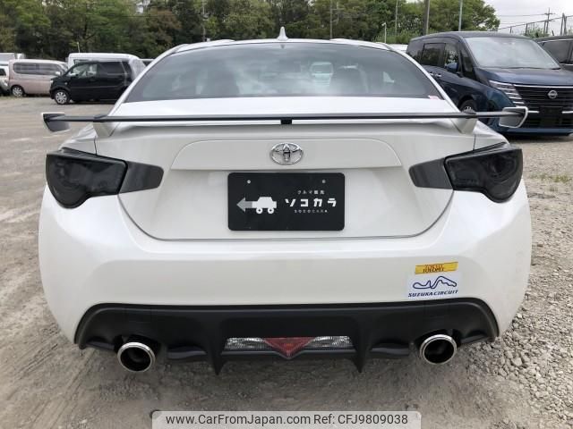 toyota 86 2018 quick_quick_DBA-ZN6_ZN6-084576 image 2