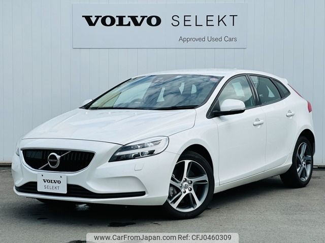 volvo v40 2017 -VOLVO--Volvo V40 DBA-MB4154T--YV1MV2920J2448655---VOLVO--Volvo V40 DBA-MB4154T--YV1MV2920J2448655- image 1