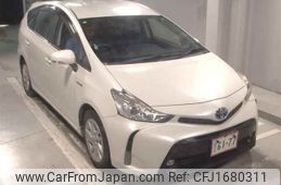 toyota prius-α 2014 CFJ1680311