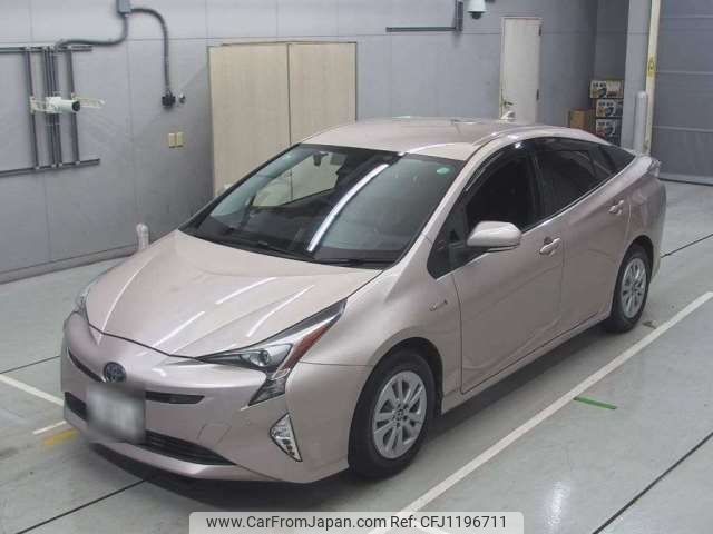 toyota prius 2017 -TOYOTA 【尾張小牧 302ﾆ4618】--Prius DAA-ZVW50--ZVW50-8070552---TOYOTA 【尾張小牧 302ﾆ4618】--Prius DAA-ZVW50--ZVW50-8070552- image 1