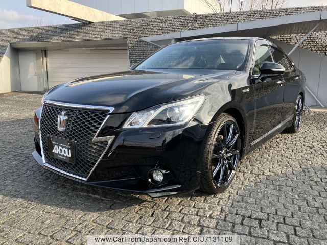 toyota crown 2013 -TOYOTA--Crown DAA-AWS210--AWS210-6000160---TOYOTA--Crown DAA-AWS210--AWS210-6000160- image 1