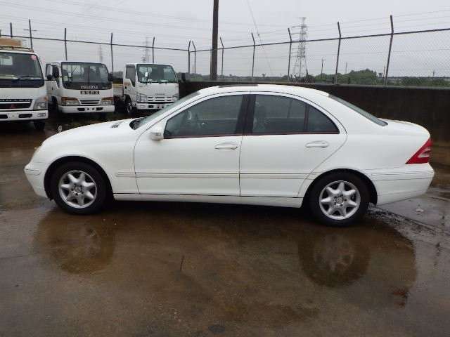 2001 Mercedes-benz C-class GF-203045 2WD - Car Price $1,294