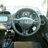 honda fit-shuttle-hybrid 2013 No.12819 image 5