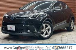 toyota c-hr 2017 CFJ7682217