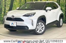 toyota yaris-cross 2023 -TOYOTA--Yaris Cross 5BA-MXPB10--MXPB10-3034992---TOYOTA--Yaris Cross 5BA-MXPB10--MXPB10-3034992-
