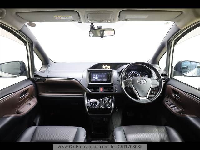 toyota esquire 2015 CFJ1708085 image 2