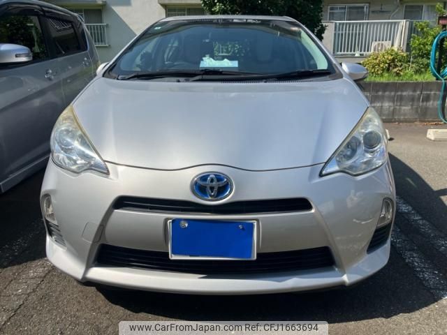 toyota aqua 2014 CFJ1663694 image 1
