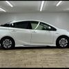 toyota prius 2018 quick_quick_DAA-ZVW50_ZVW50-6125349 image 16