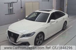toyota crown 2018 CFJ1848296