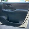toyota voxy 2018 CFJ1512248 image 42