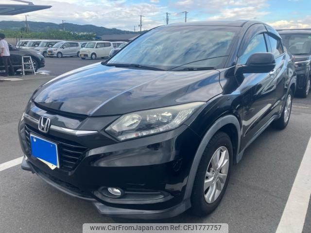 honda vezel 2015 CFJ1777757 image 1