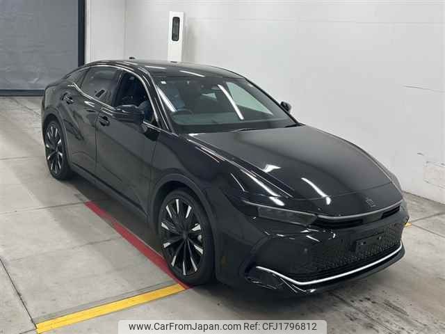 toyota crown 2023 CFJ1796812 image 1