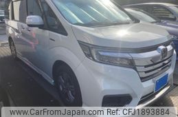 honda stepwagon-spada 2019 CFJ1893884