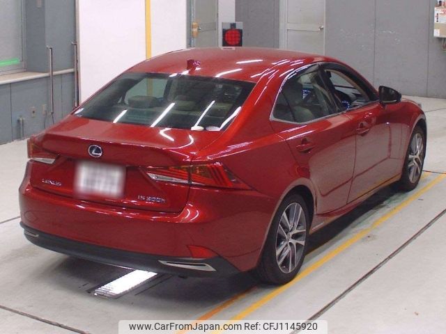 lexus is 2017 CFJ1145920 image 2