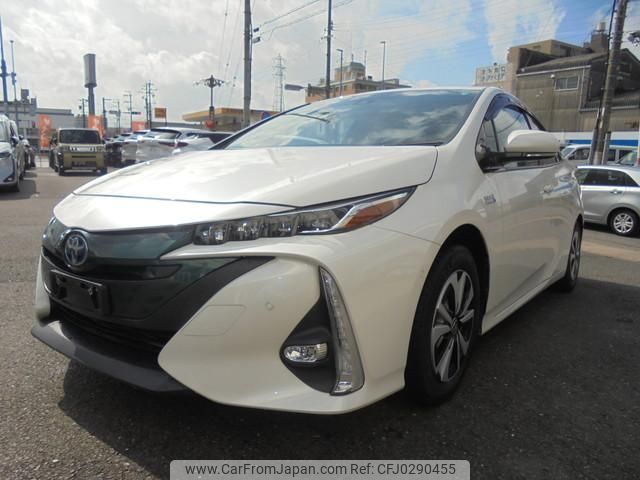 toyota prius-phv 2017 quick_quick_DLA-ZVW52_ZVW52-3034325 image 1