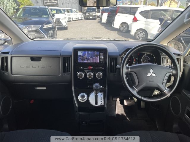 mitsubishi delica-d5 2015 CFJ1784613 image 2