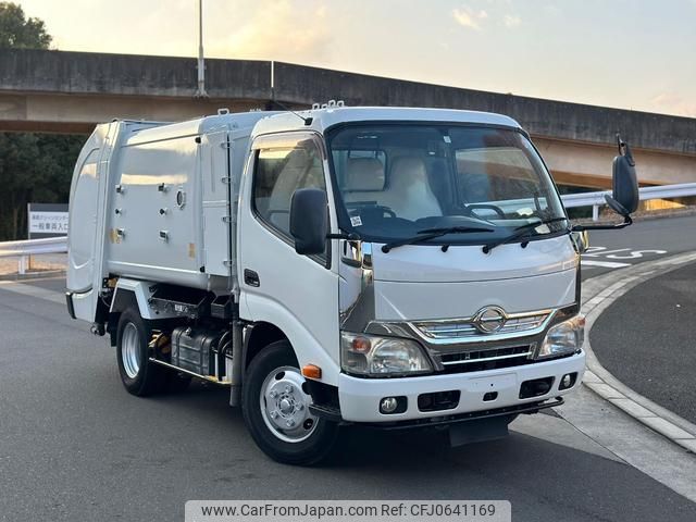 hino dutro 2015 GOO_NET_EXCHANGE_0541483A30250113W002 image 1