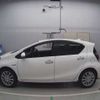 toyota aqua 2016 CFJ1837646 image 9