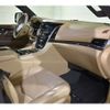 cadillac escalade 2018 CFJ1830901 image 17