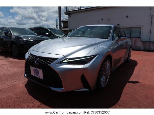 lexus is 2021 quick_quick_6AA-AVE30_AVE30-5089392 image 1