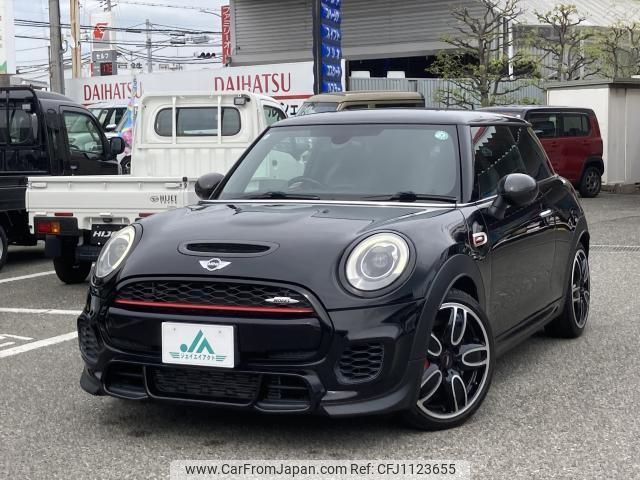 mini mini-others 2018 quick_quick_CBA-XRJCW_WMWXR920X0TC92440 image 1