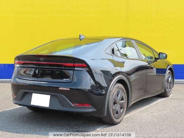 toyota prius 2023 CFJ1614108 image 2