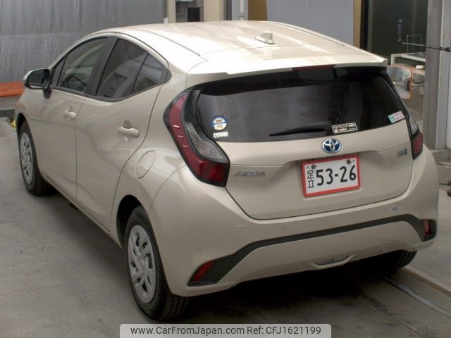 toyota aqua 2021 CFJ1621199 image 2