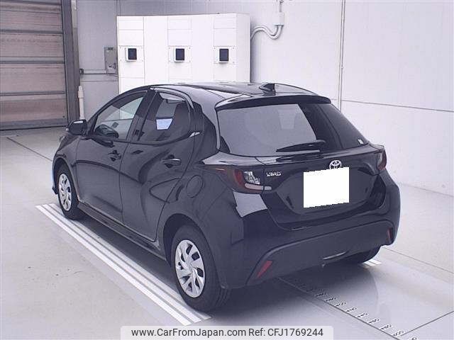 toyota yaris 2025 CFJ1769244 image 2