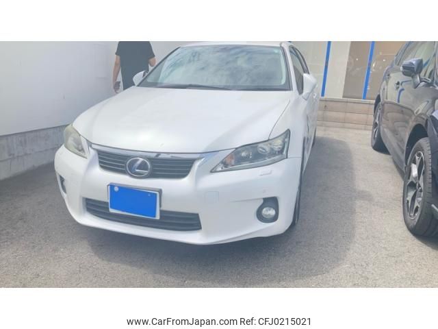 lexus ct 2011 -LEXUS--Lexus CT DAA-ZWA10--ZWA10-2036147---LEXUS--Lexus CT DAA-ZWA10--ZWA10-2036147- image 1