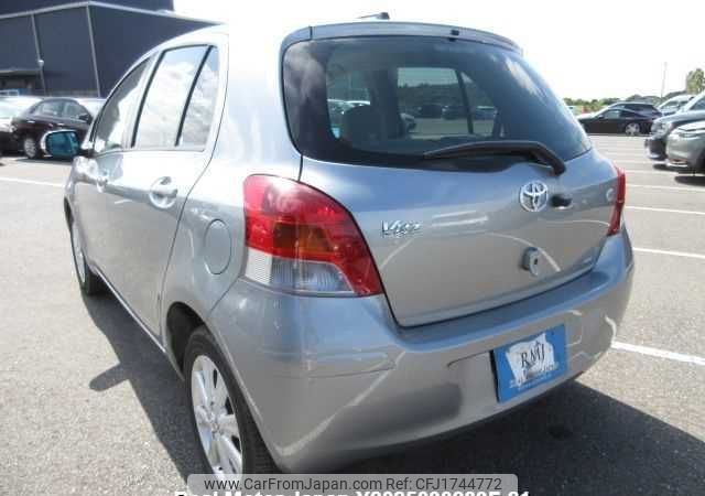 toyota vitz 2009 CFJ1744772 image 2