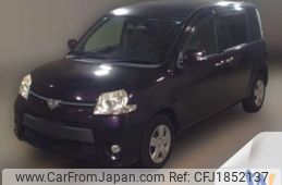 toyota sienta 2012 CFJ1852137
