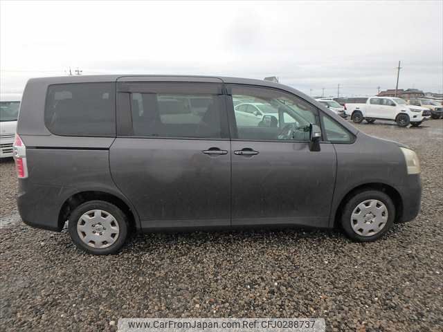 toyota noah 2008 NIKYO_XR76847 image 1