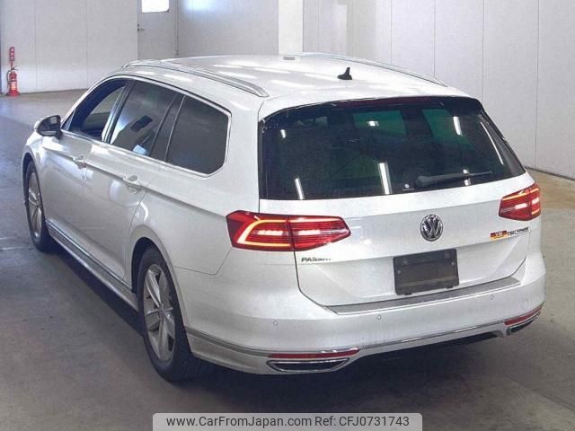 volkswagen passat-variant 2016 quick_quick_DBA-3CCZE_WVWZZZ3CZGE000275 image 2