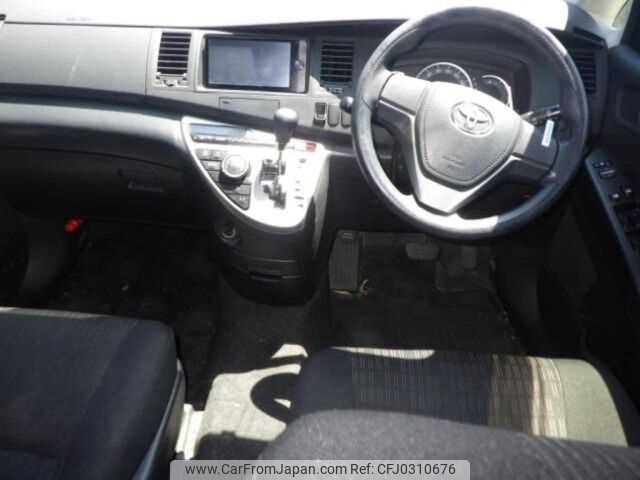 toyota isis 2013 TE3764 image 2