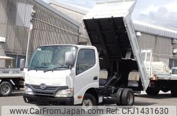 hino dutro 2012 25632103