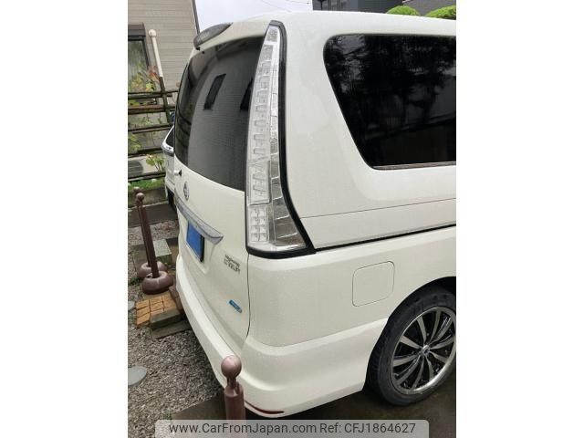 nissan serena 2011 CFJ1864627 image 2