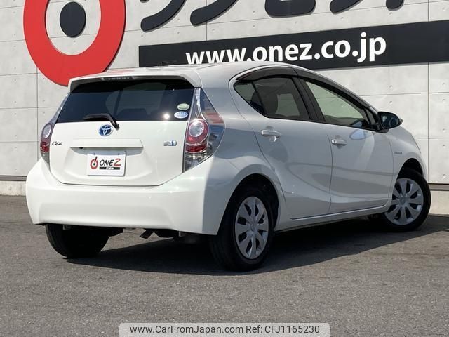 toyota aqua 2014 -TOYOTA--AQUA NHP10--NHP10-2307118---TOYOTA--AQUA NHP10--NHP10-2307118- image 2