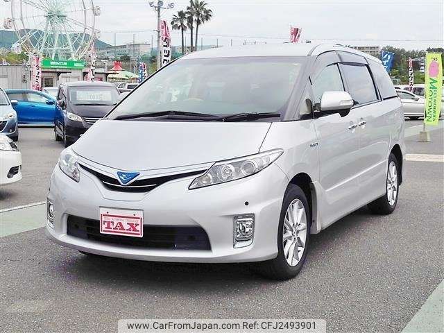 Toyota estima 2013