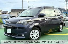 toyota spade 2013 CFJ1674571
