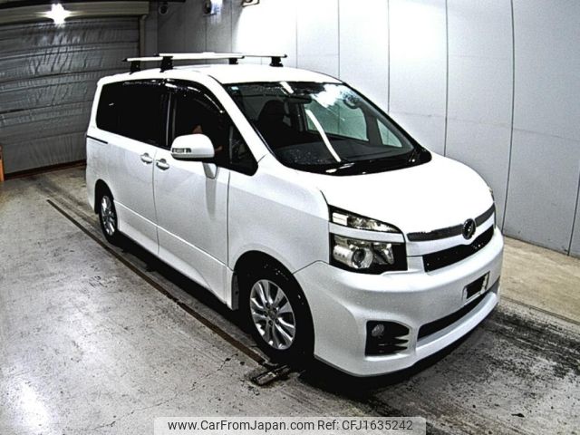 toyota voxy 2010 CFJ1635242 image 1