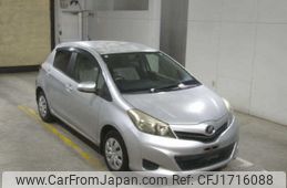 toyota vitz 2012 CFJ1716088