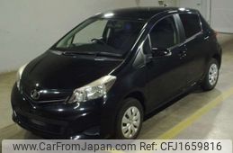 toyota vitz 2014 CFJ1659816