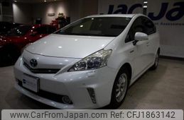 toyota prius-α 2013 CFJ1863142