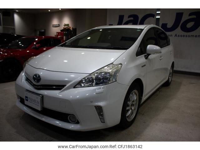 toyota prius-α 2013 CFJ1863142 image 1