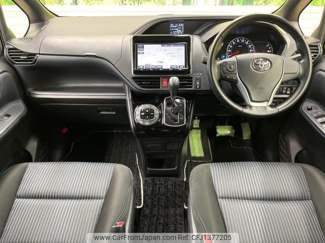 toyota voxy 2017 quick_quick_ZRR80W_ZRR80-0310722 image 2