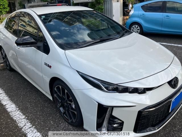 toyota prius-phv 2018 -TOYOTA--Prius PHV DLA-ZVW52--ZVW52-3083074---TOYOTA--Prius PHV DLA-ZVW52--ZVW52-3083074- image 2