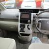 toyota noah 2010 -TOYOTA--Noah ZRR70G--0368145---TOYOTA--Noah ZRR70G--0368145- image 24