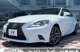 lexus is 2013 CFJ1576483