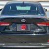 lexus is 2017 CFJ1777982 image 4